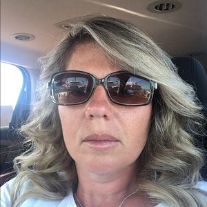 Meet your Posher, Christa